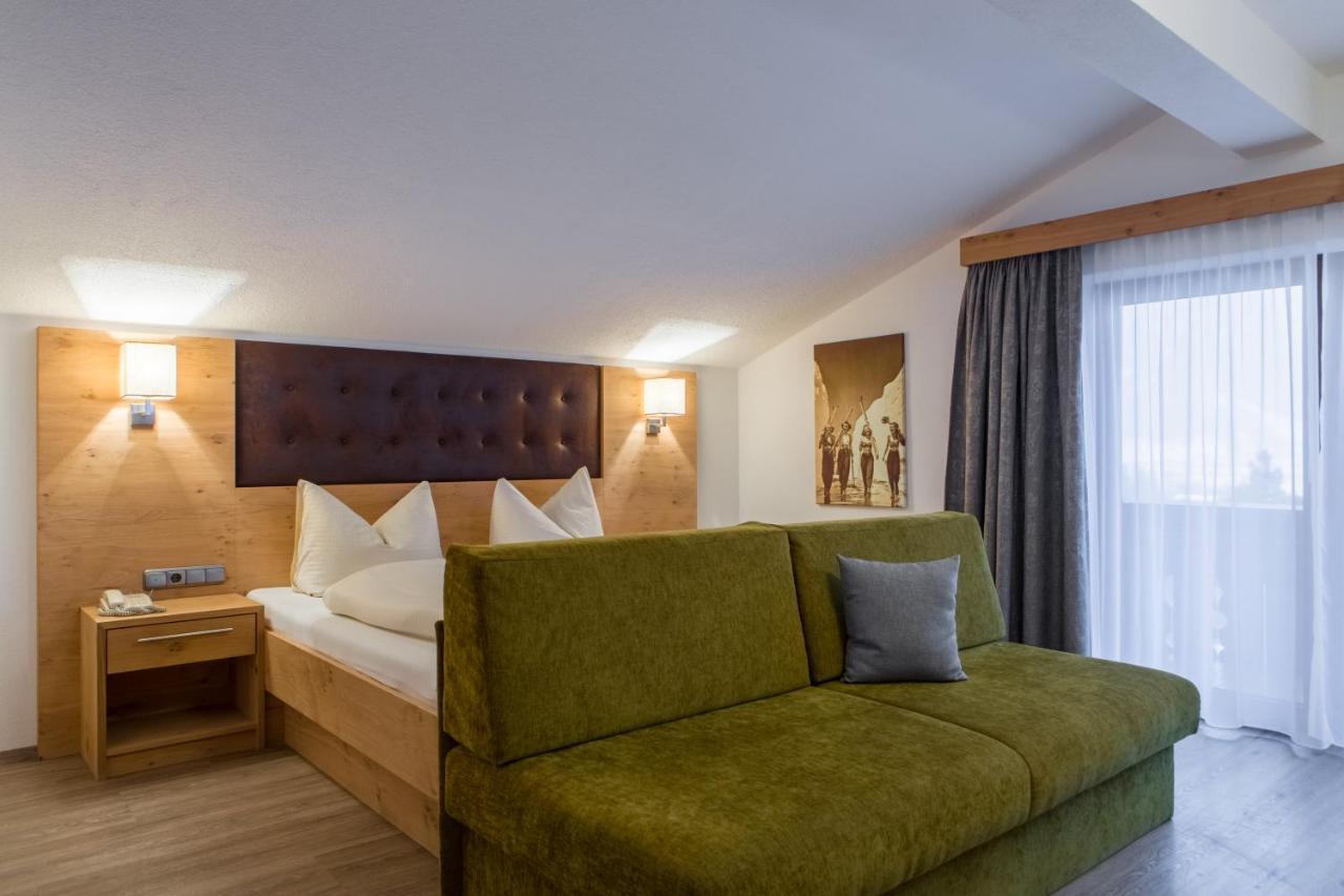 Birkenhof Premium Apart & Suites Lermoos Quarto foto